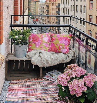 浪漫北欧风高层阳台小花园效果图