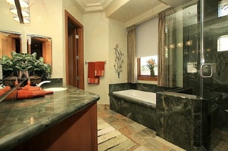 复古美式卫生间 大理石浴缸设计