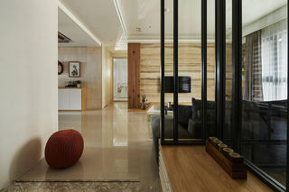 宜家客厅木质隔断架设计