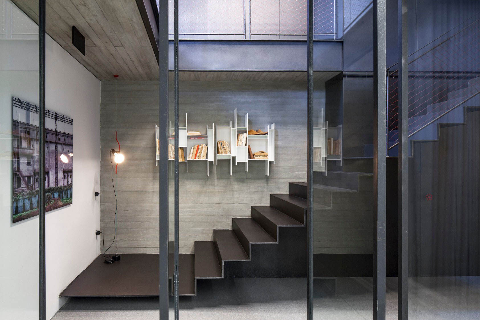 个性创意现代北欧混搭楼梯设计