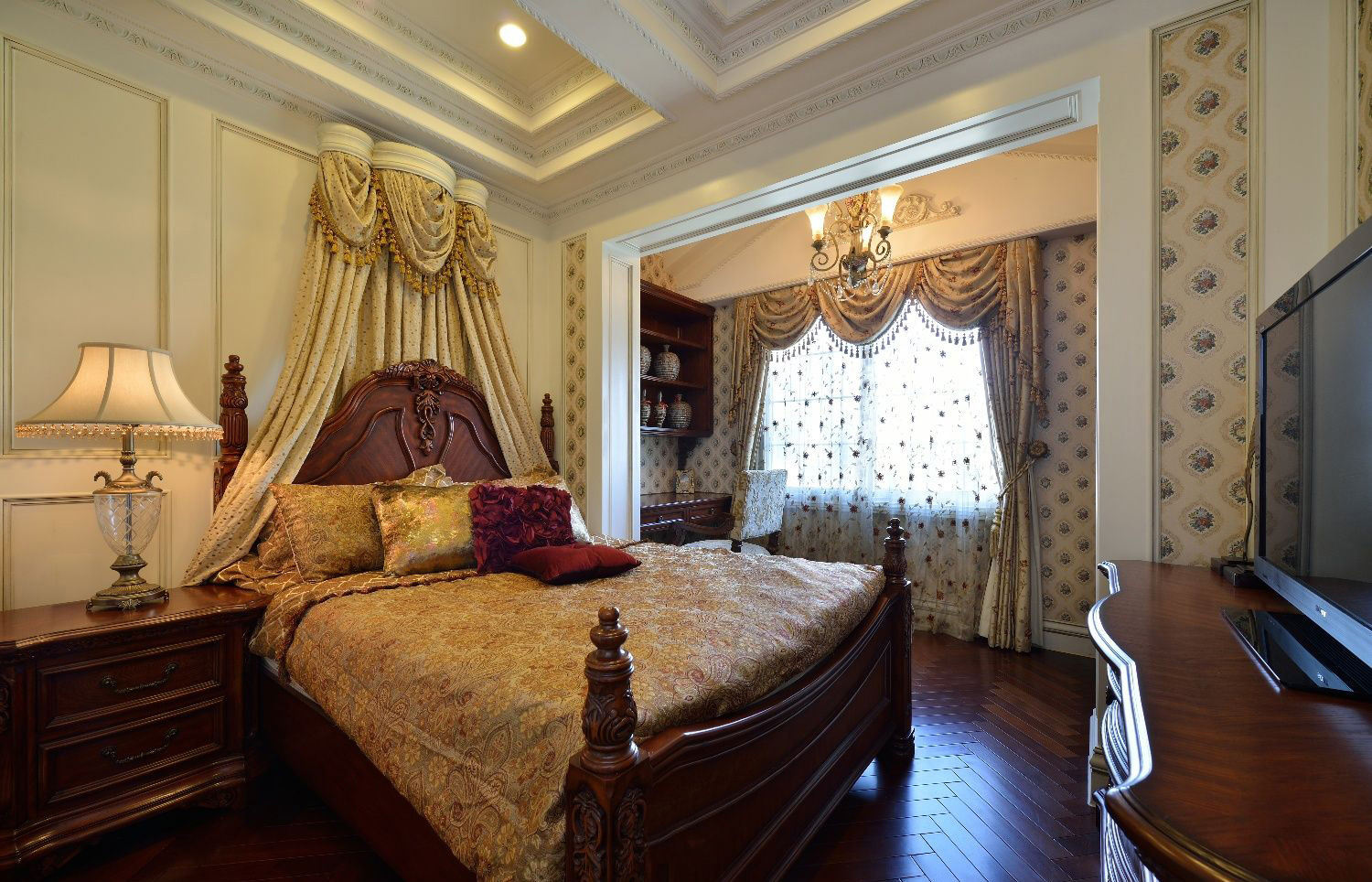 古典奢华欧式卧室垭口设计