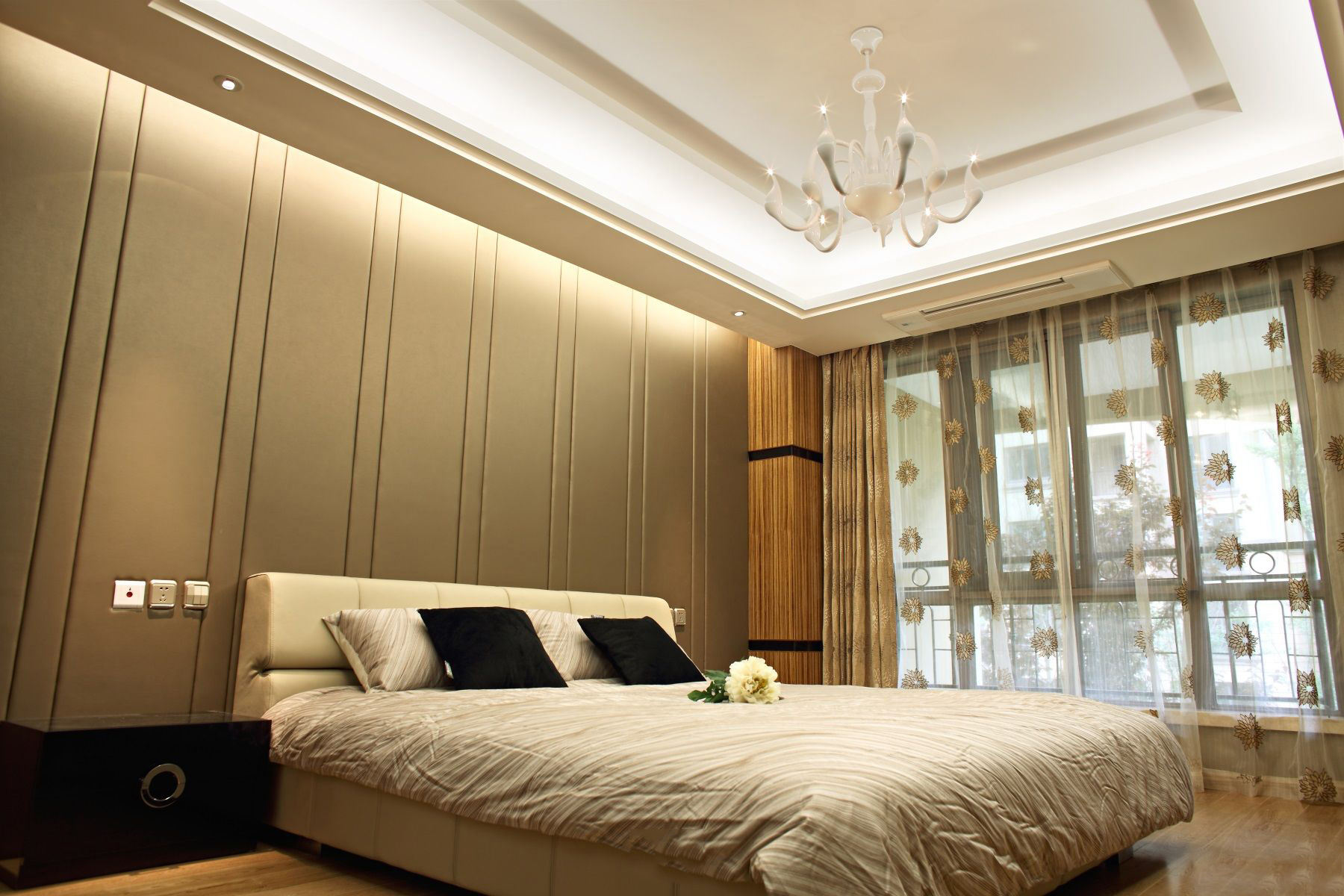 北欧设计卧室床头软包背景墙图片 - 58装修效果图