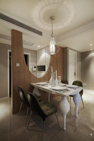 现代家居餐厅特色餐桌设计