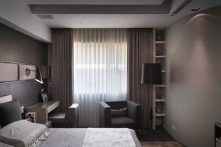 现代酒店式卧室窗帘装效果图