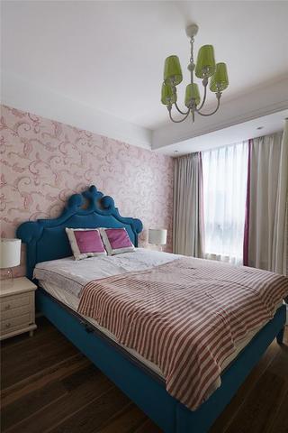 色彩浪漫美式卧室装饰设计