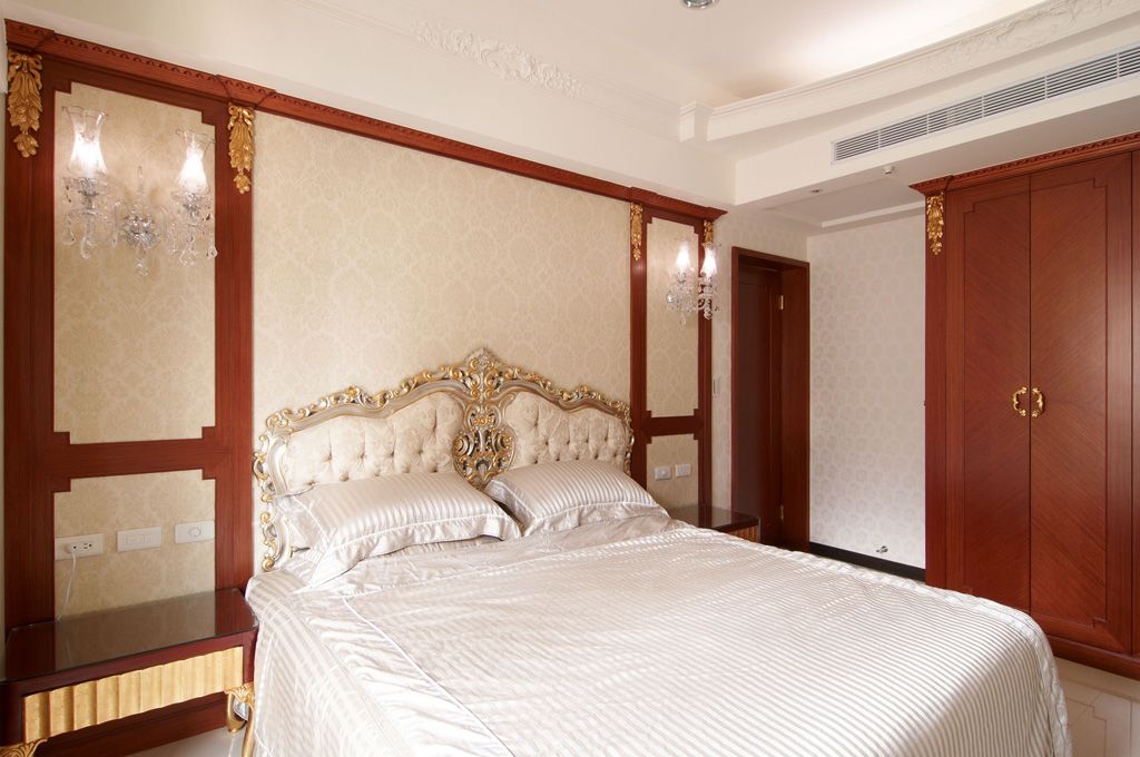 精致古典欧式 卧室床头背景墙欣赏