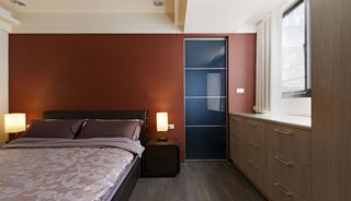 现代简约风卧室 巧克力色背景墙欣赏