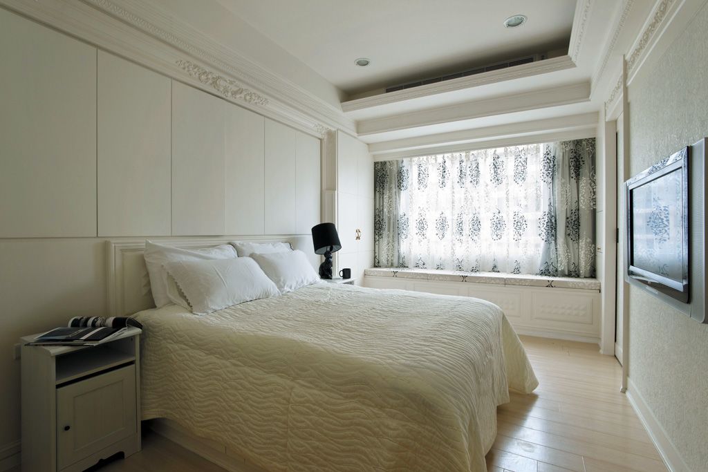 优雅白色简欧卧室整体设计