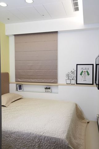 简约现代风卧室窗帘设计图