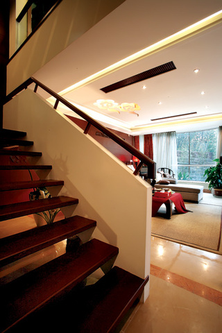 现代新中式别墅楼梯设计