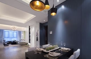 现代简约餐厅 深蓝色背景墙设计