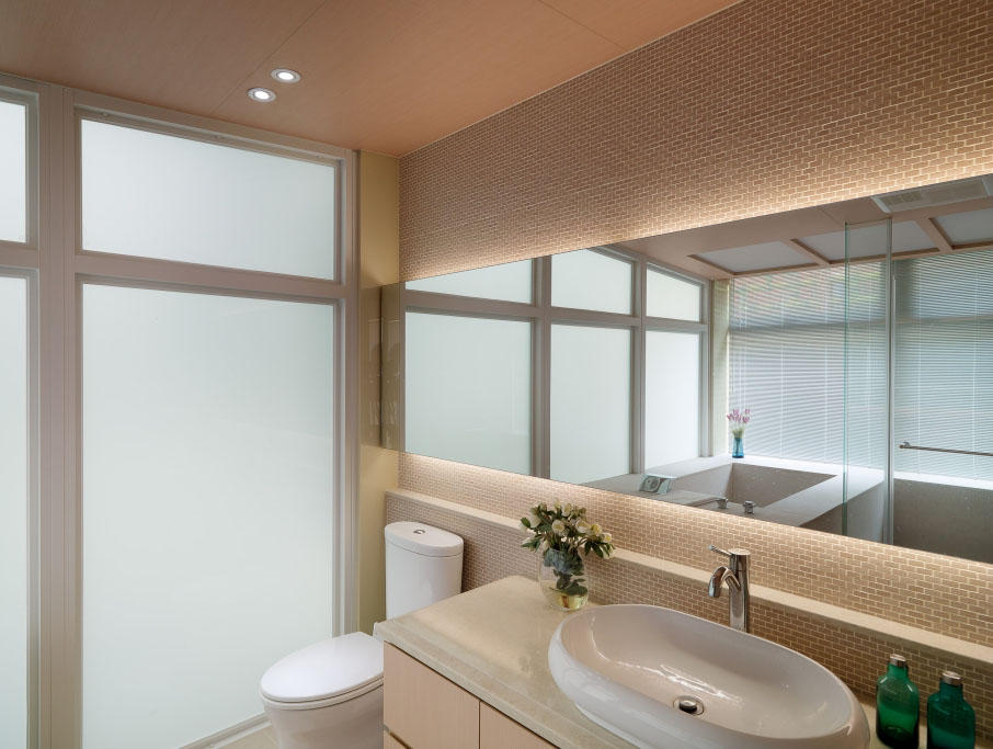 优雅现代欧式卫生间 洗手台墙面设计