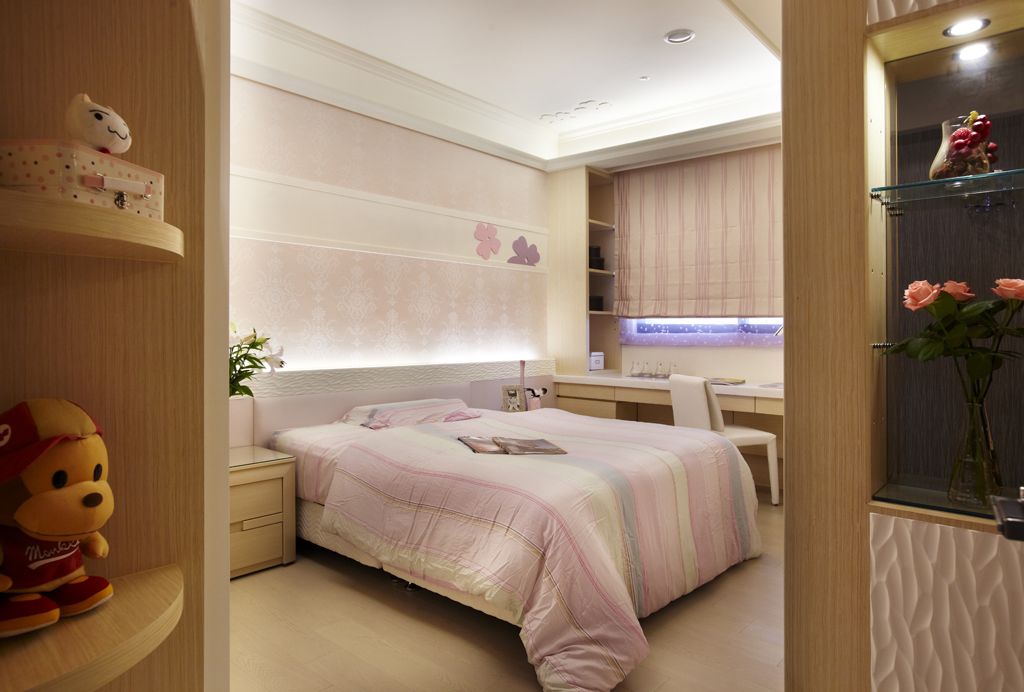 优雅粉色系现代风 卧室背景墙设计