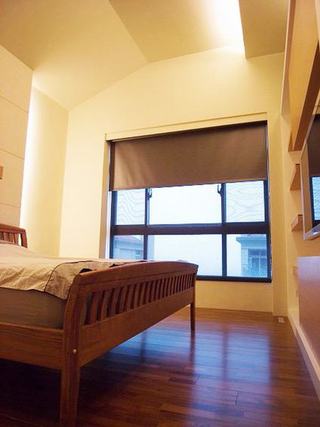 实木日式公寓卧室效果图