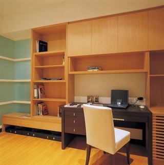日式书房实木书柜效果图