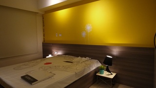 柠檬黄北欧风 卧室背景墙设计