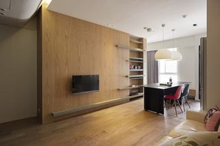 日式家装原木电视背景墙设计