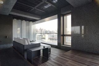 现代公寓休闲区窗户设计