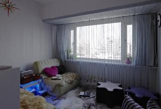 温馨现代小户型家居室内窗帘装饰效果图