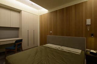 宜家日式卧室 实木背景墙设计