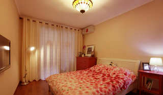 温馨暖调美式 卧室窗帘设计