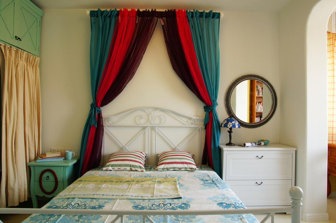 精致地中海异域风情 卧室床头装饰