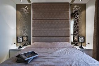 现代家装卧室软包背景墙设计