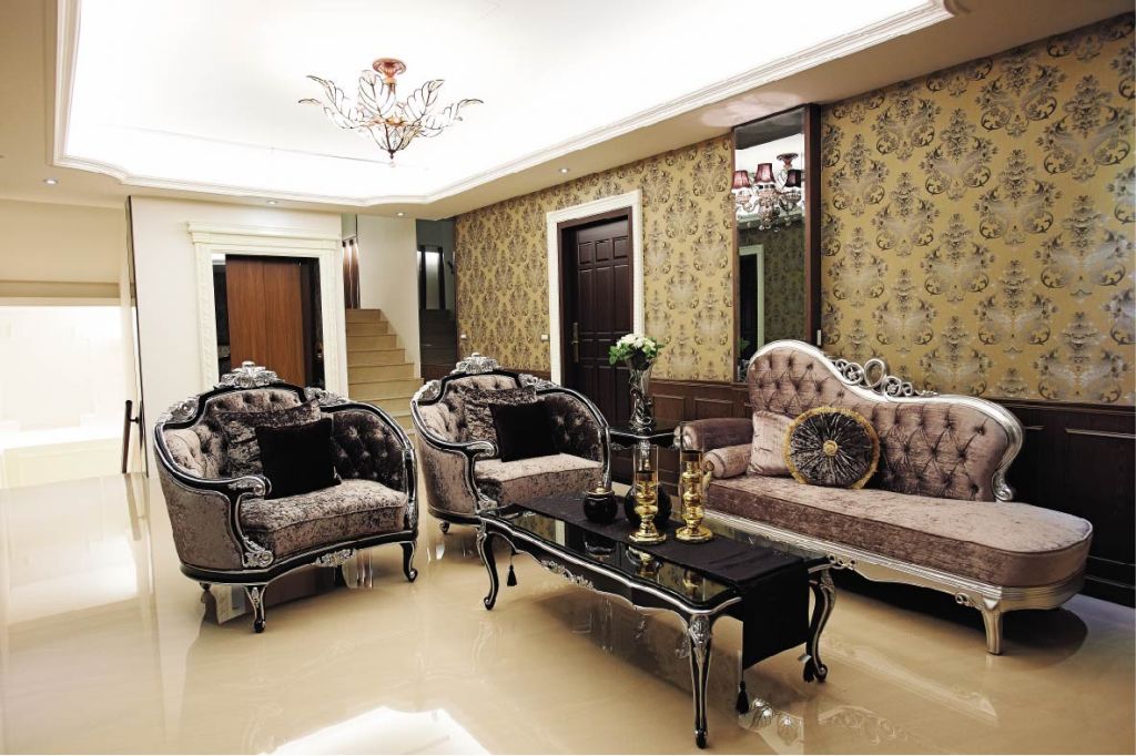 别墅客厅欧式古典沙发装饰效果图