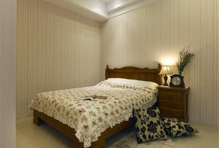 朴素清新现代风格卧室墙纸装饰效果图