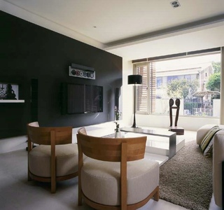 现代新中式客厅 黑色背景墙设计