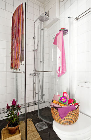 简约北欧家居卫生间淋浴房设计