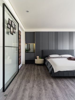 现代朴素风卧室地板装饰
