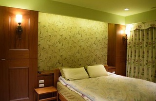 绿色东南亚田园风 卧室背景墙设计