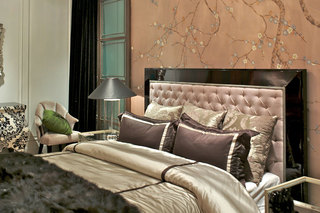 奢华摩登欧式新古典风格卧室床头装饰设计