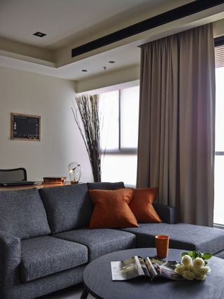 现代宜家风沙发窗帘设计
