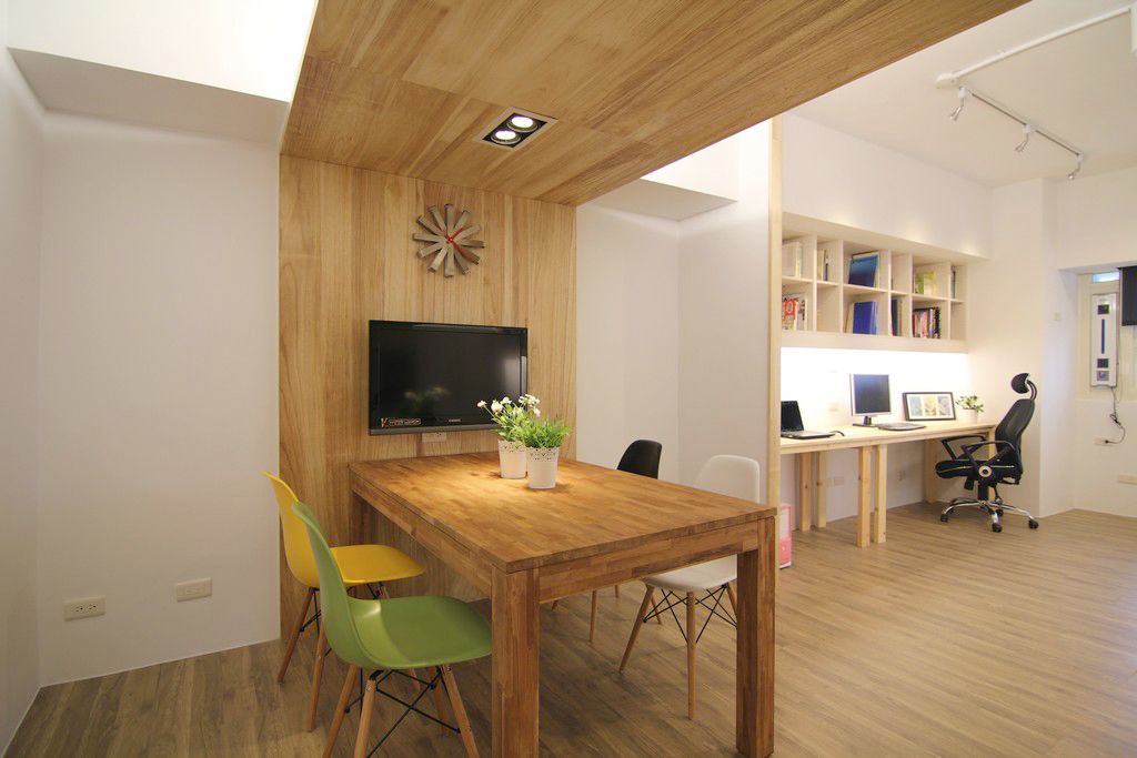 小户型公寓开放式餐厅现代实木装修效果图