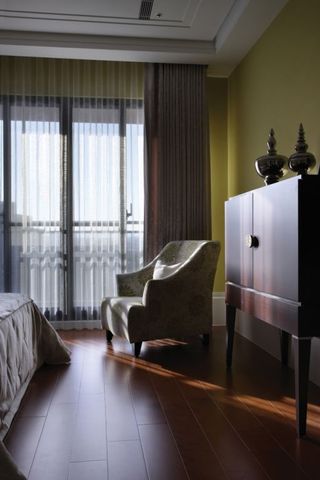 复古简美式 卧室装饰柜设计