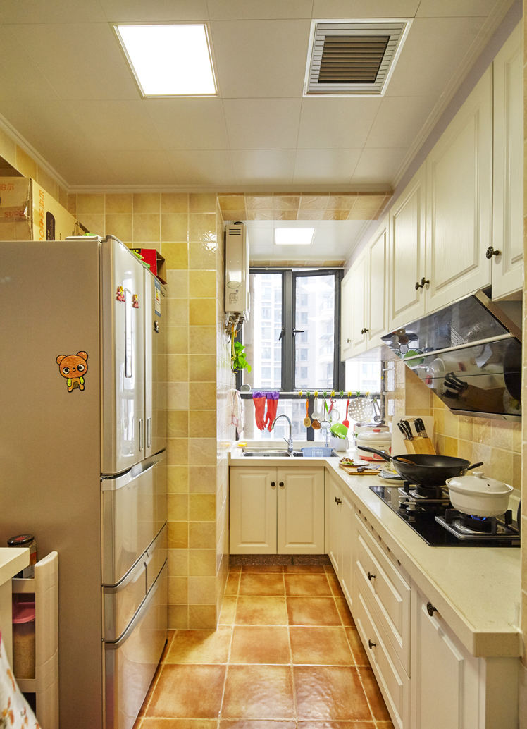 温馨黄色北欧风格厨房设计