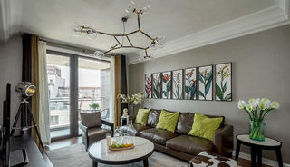现代新古典 客厅沙发照片墙设计