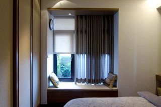 时尚现代卧室飘窗设计图