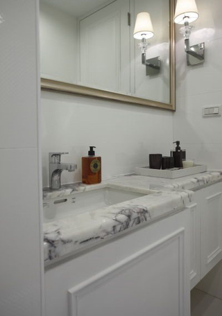 家居卫生间简约日式洗手盆装饰效果图