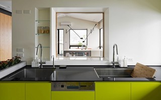 现代简约厨房创意窗口设计