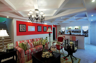 复古红色主题北欧风情小别墅客厅沙发背景墙设计