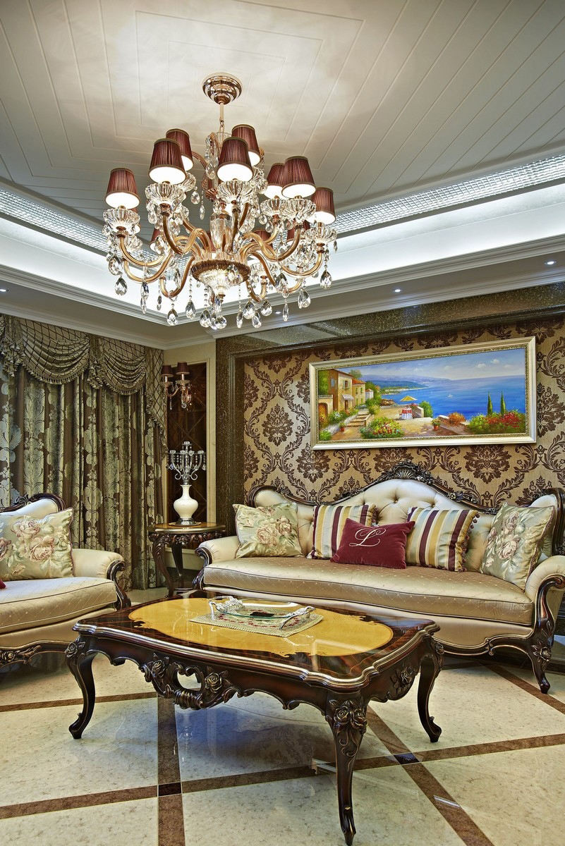 奢华古典欧式客厅背景墙设计