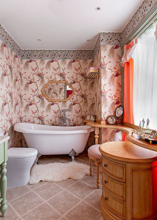 粉色浪漫欧式卫生间防水墙纸装饰效果图