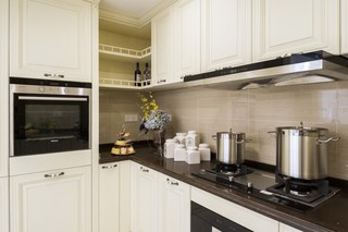 黑白高端欧式家居厨房橱柜装饰设计
