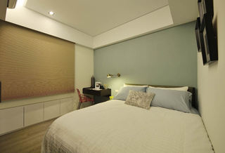现代日式风卧室窗帘装饰图
