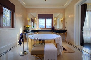 华丽现代欧式别墅浴室装饰图