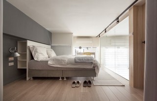 原木现代简约复式卧室装修图