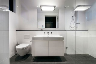 极简现代别墅卫生间洗手台设计